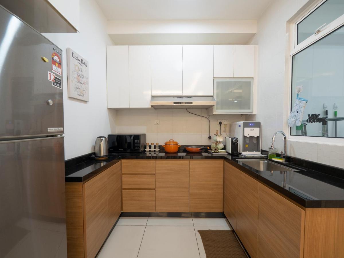Seaview Condo Near Rf Mall, Food Court & Free Netflix Johor Bahru Dış mekan fotoğraf